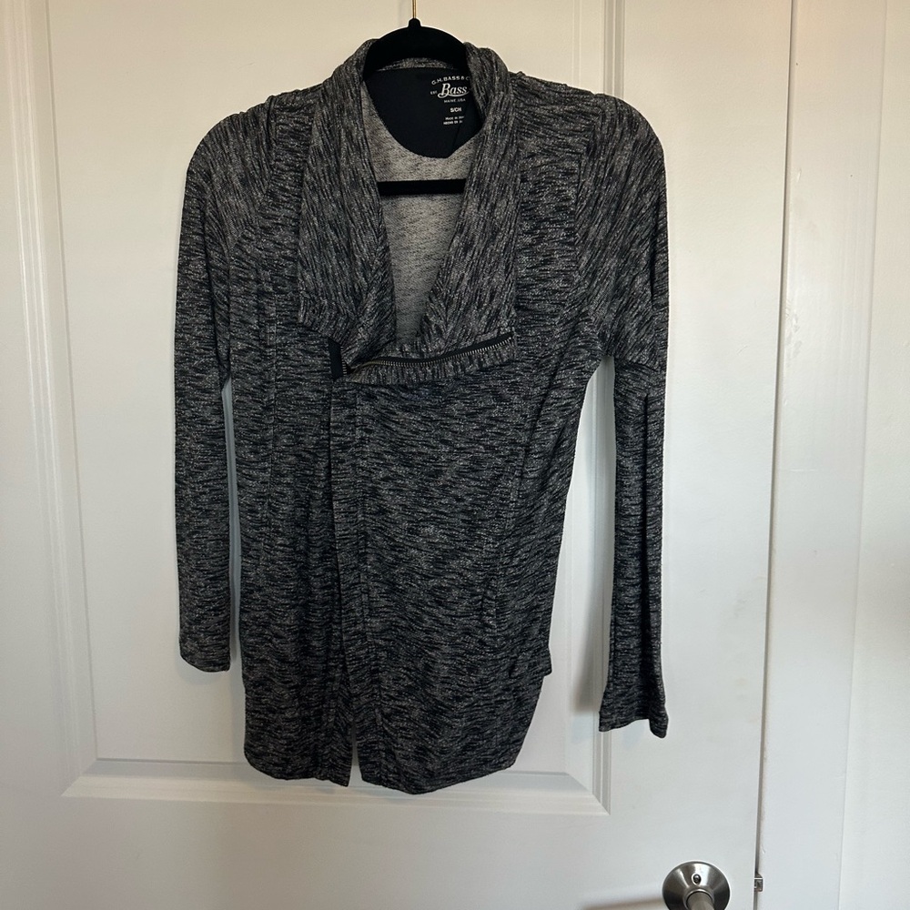 Bass Black and White Knit Zippered Jacket